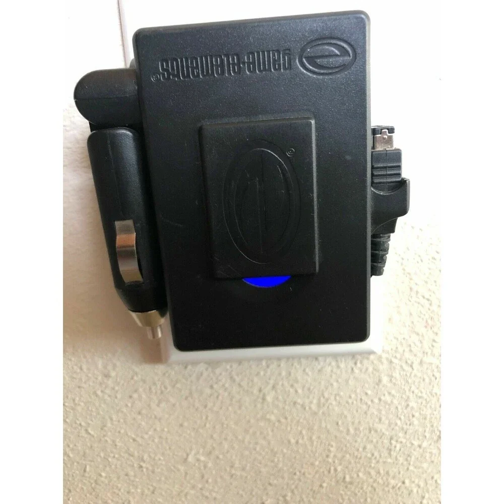 Game-Elements GNDS01 Charger for Nintendo DS / DS Lite Tested & Fully Functional